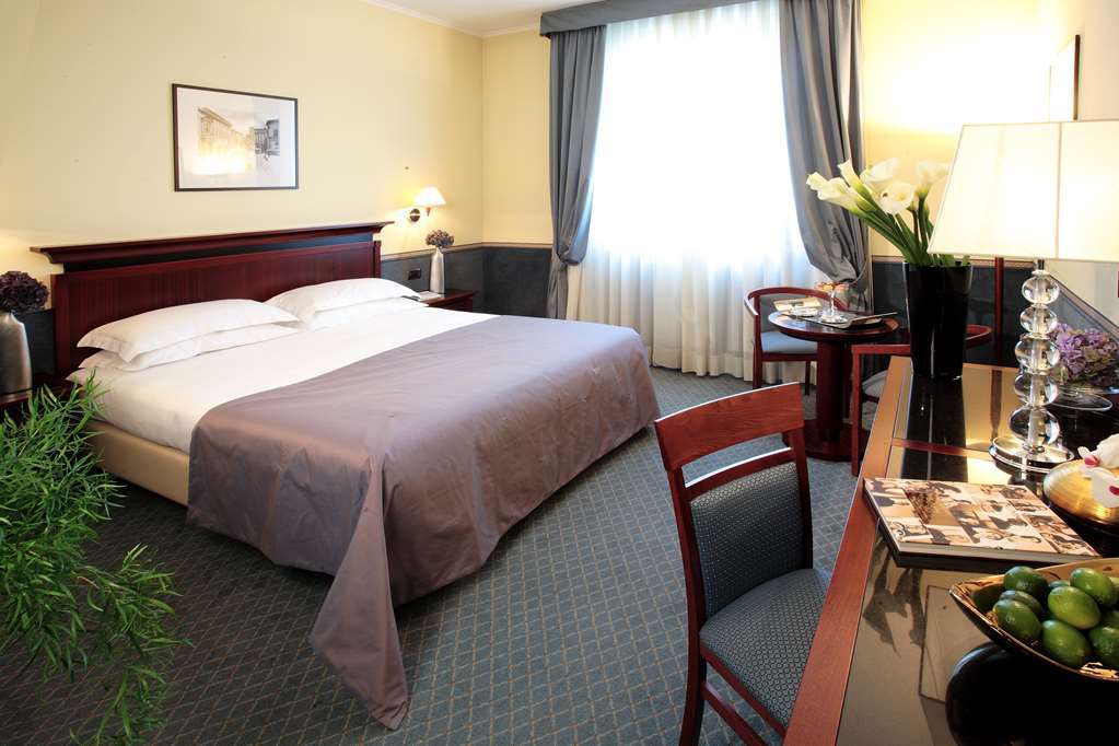 Starhotels Excelsior 4* Bologna