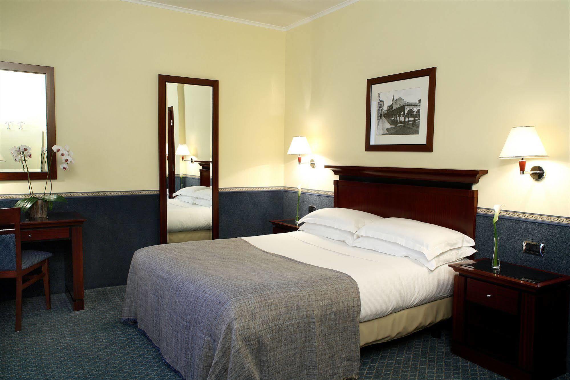 Starhotels Excelsior 4* Bologna